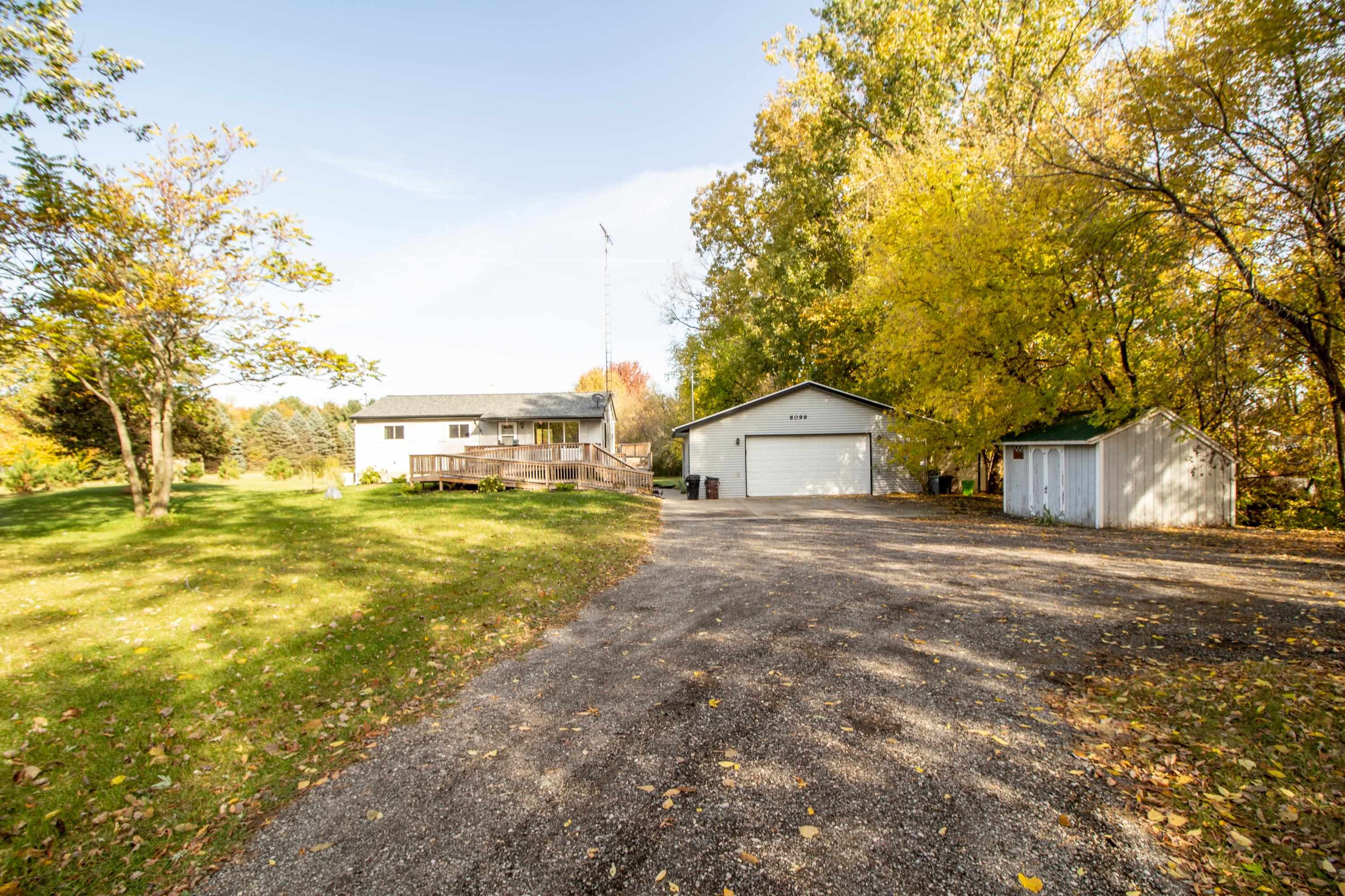 6099 East Lake Road Millington, MI 48746 - Photo 44 of 45 50093905-44.JPG