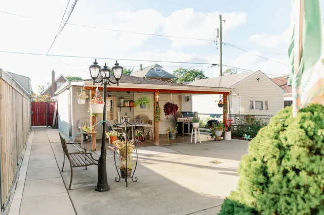 $355,000 | 4824 South Kildare Avenue, Chicago, IL 60632