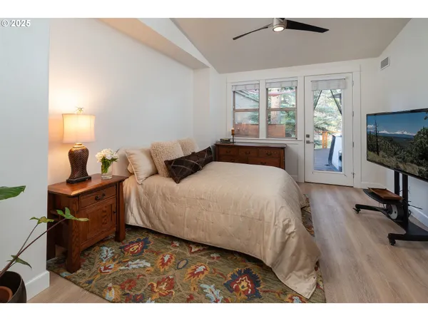 $1,025,000 | 60486 Seventh Mountain Drive, Bend, OR 97702