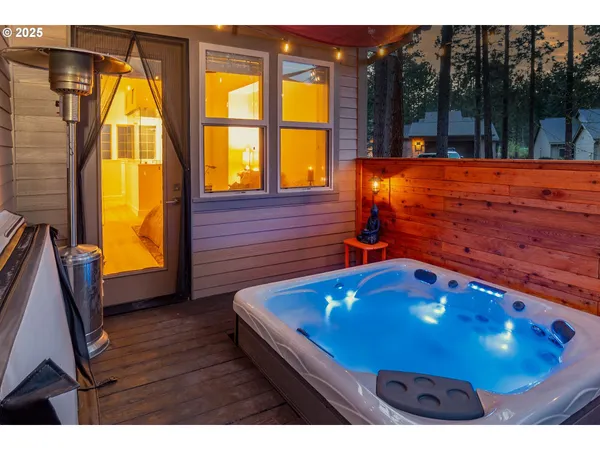 $1,025,000 | 60486 Seventh Mountain Drive, Bend, OR 97702