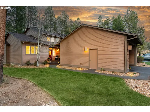 $1,025,000 | 60486 Seventh Mountain Drive, Bend, OR 97702