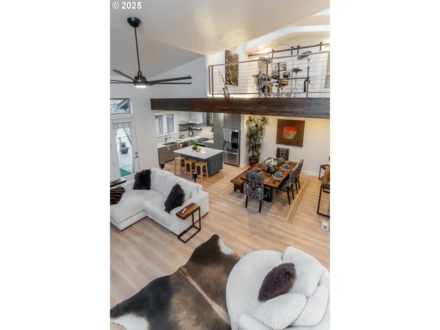 $1,050,000 | 60486 Seventh Mountain Drive, Bend, OR 97702