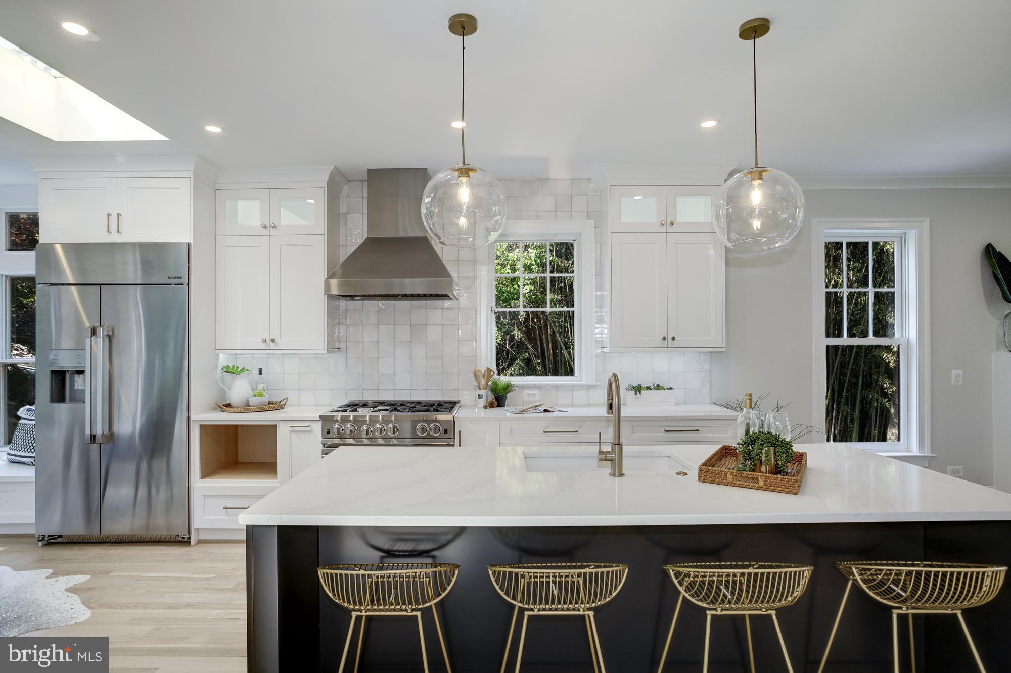 2726 1/2 Chain Bridge Road Northwest Washington, DC 20016 - Photo 16 of 76