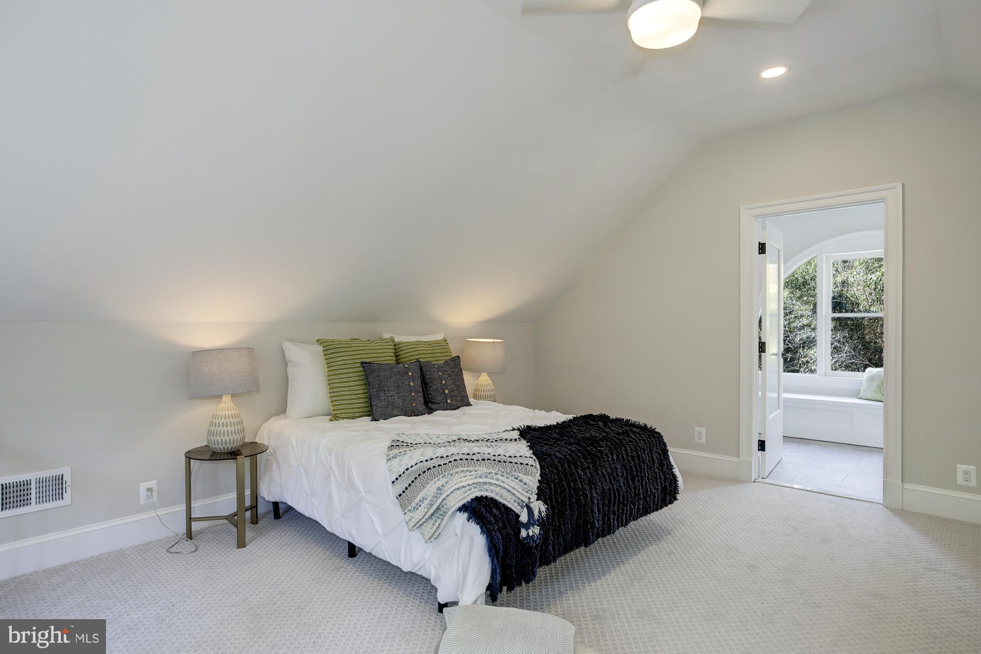 2726 1/2 Chain Bridge Road Northwest Washington, DC 20016 - Photo 52 of 76