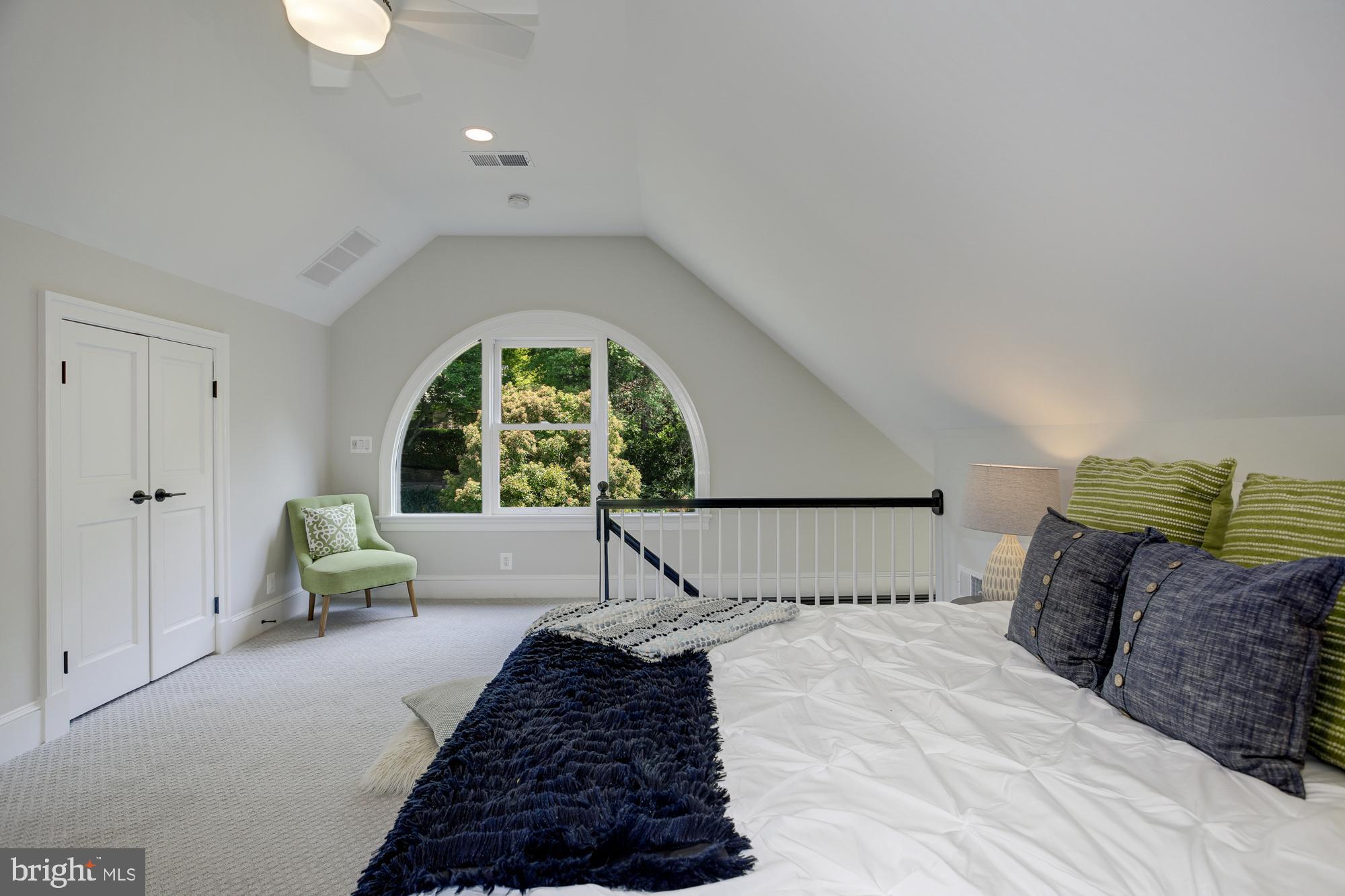 2726 1/2 Chain Bridge Road Northwest Washington, DC 20016 - Photo 53 of 76