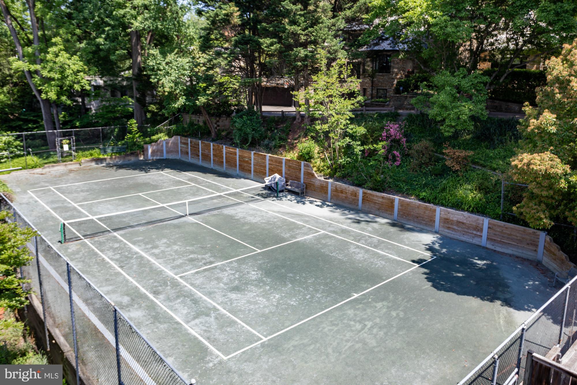 2726 1/2 Chain Bridge Road Northwest Washington, DC 20016 - Photo 67 of 76