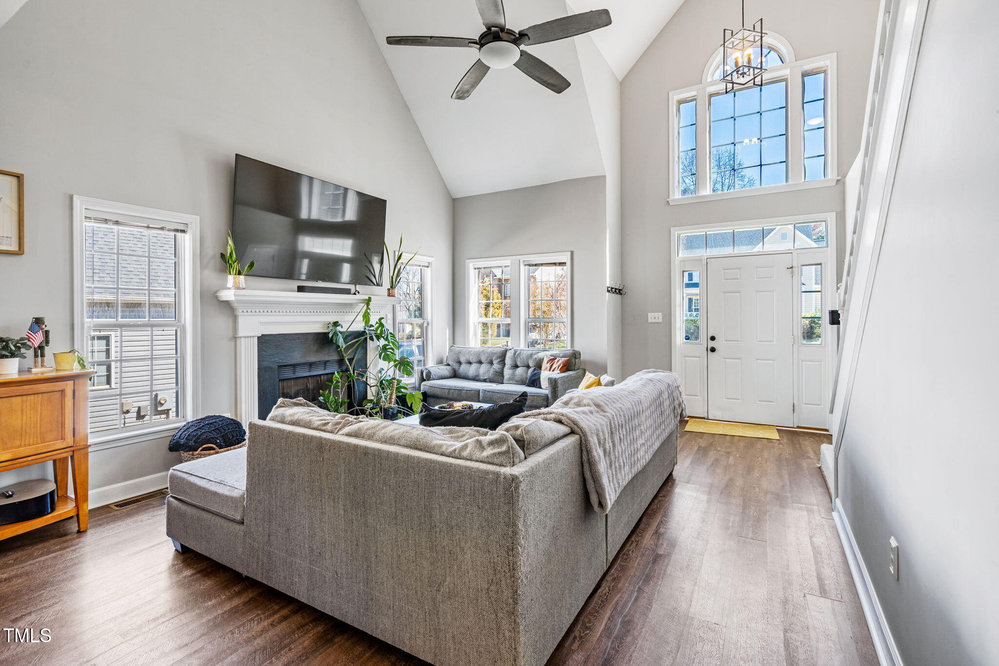 4429 Gallatree Lane Raleigh, NC 27616 - Photo 7 of 38 7-web-or-mls-DSC00751