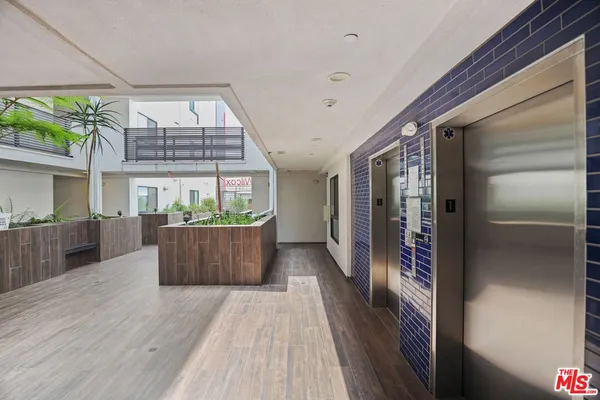 $3,895 | 748 Wilcox Avenue, Unit 205, Los Angeles, CA 90038