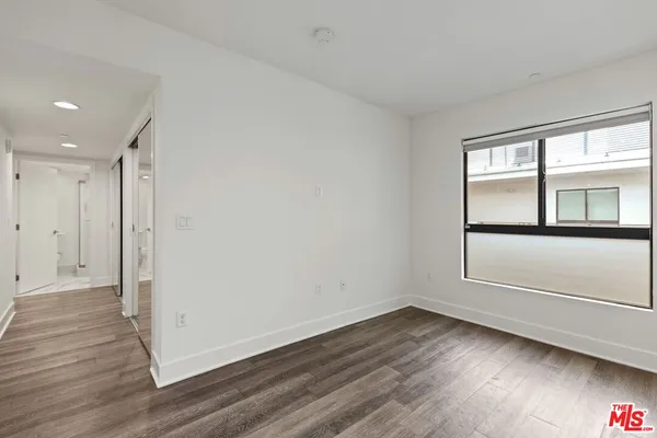 $3,895 | 748 Wilcox Avenue, Unit 205, Los Angeles, CA 90038