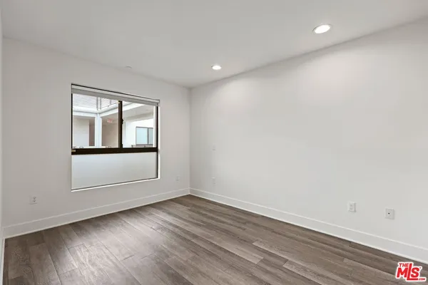 $3,895 | 748 Wilcox Avenue, Unit 205, Los Angeles, CA 90038