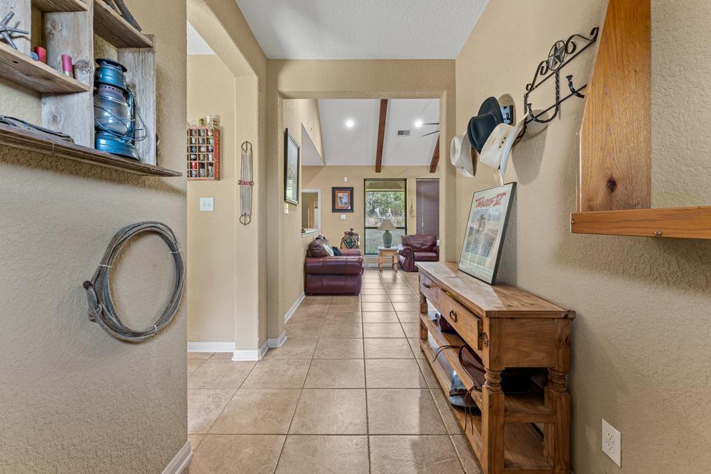 714 Alamo Road Fredericksburg, TX 78624 - Photo 2 of 31 Gallery Image 2