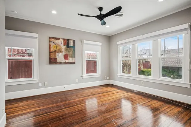 $6,000 | 6106 Lakeshore Drive, Dallas, TX 75214