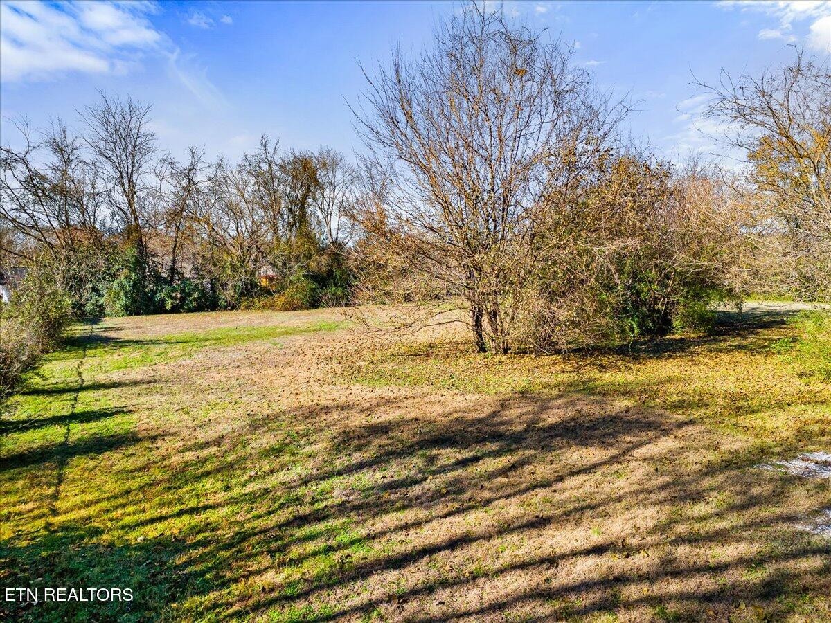 2304 Sanderson Road Knoxville, TN 37921 - Photo 26 of 30 Gallery Image 26