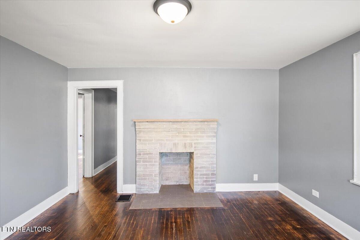 2304 Sanderson Road Knoxville, TN 37921 - Photo 6 of 30 Gallery Image 6