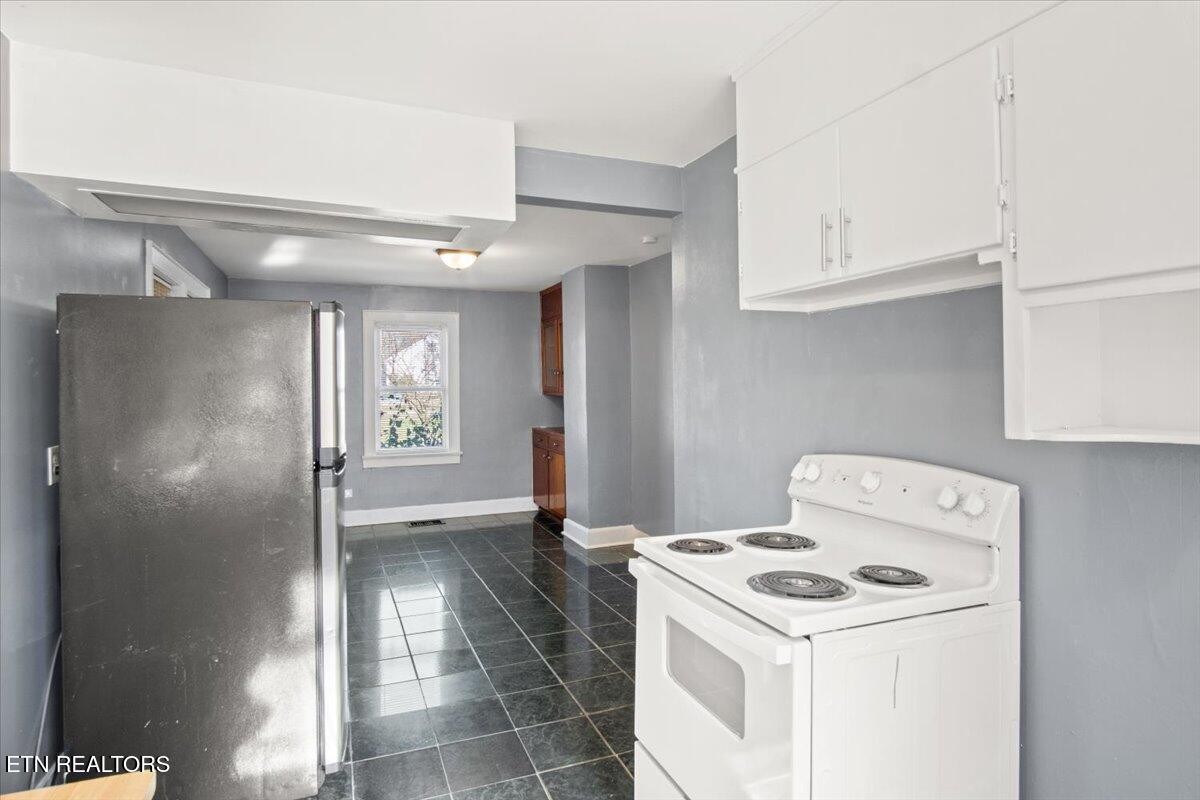 2304 Sanderson Road Knoxville, TN 37921 - Photo 10 of 30 Gallery Image 10