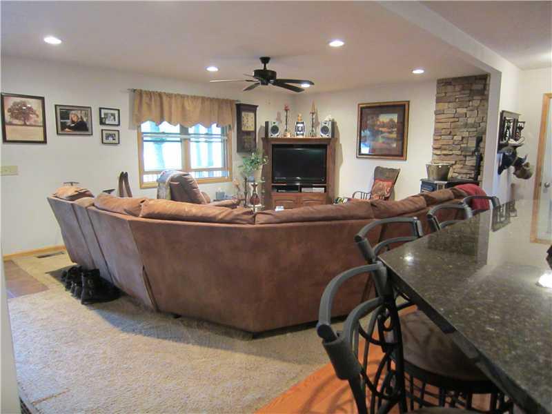 1103 Kuhntown Road Somerset, PA 15501 - Photo 4 of 20 Living Room.