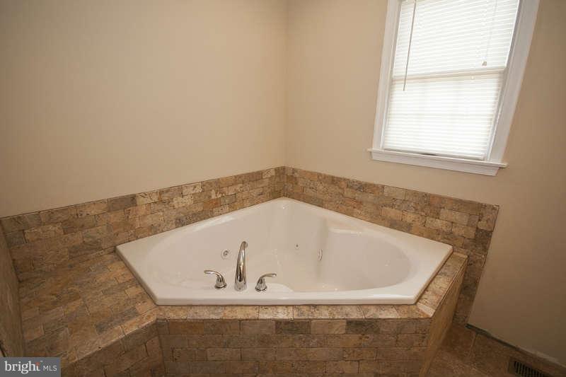 107 East Padonia Road Timonium, MD 21093 - Photo 12 of 21 Bath (Master)