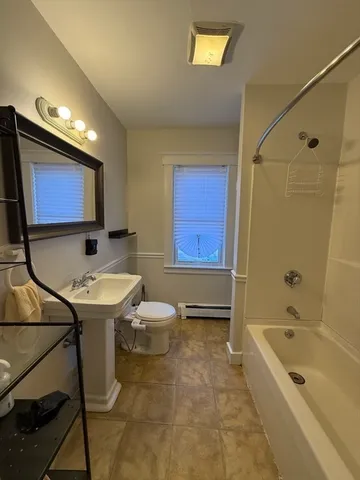 $3,100 | 181 Concord Street, Unit 1, Ashland, MA 01721