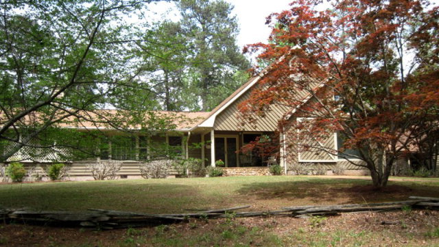 5481 Rivoli Drive Macon, GA 31210 - Photo 1 of 1 Primary Photo