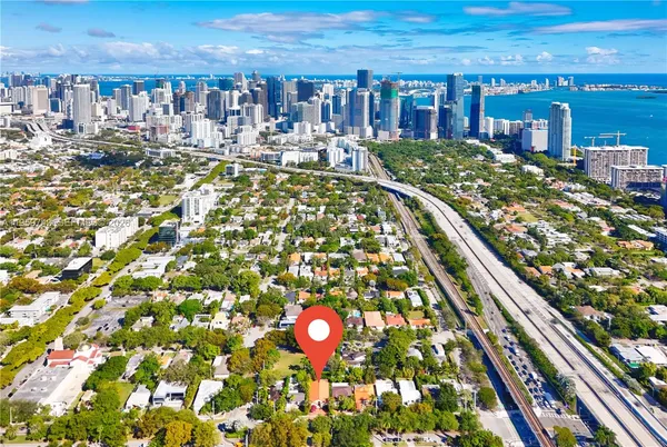 $1,395,000 | 159 Southwest 25th Road, Miami, FL 33129