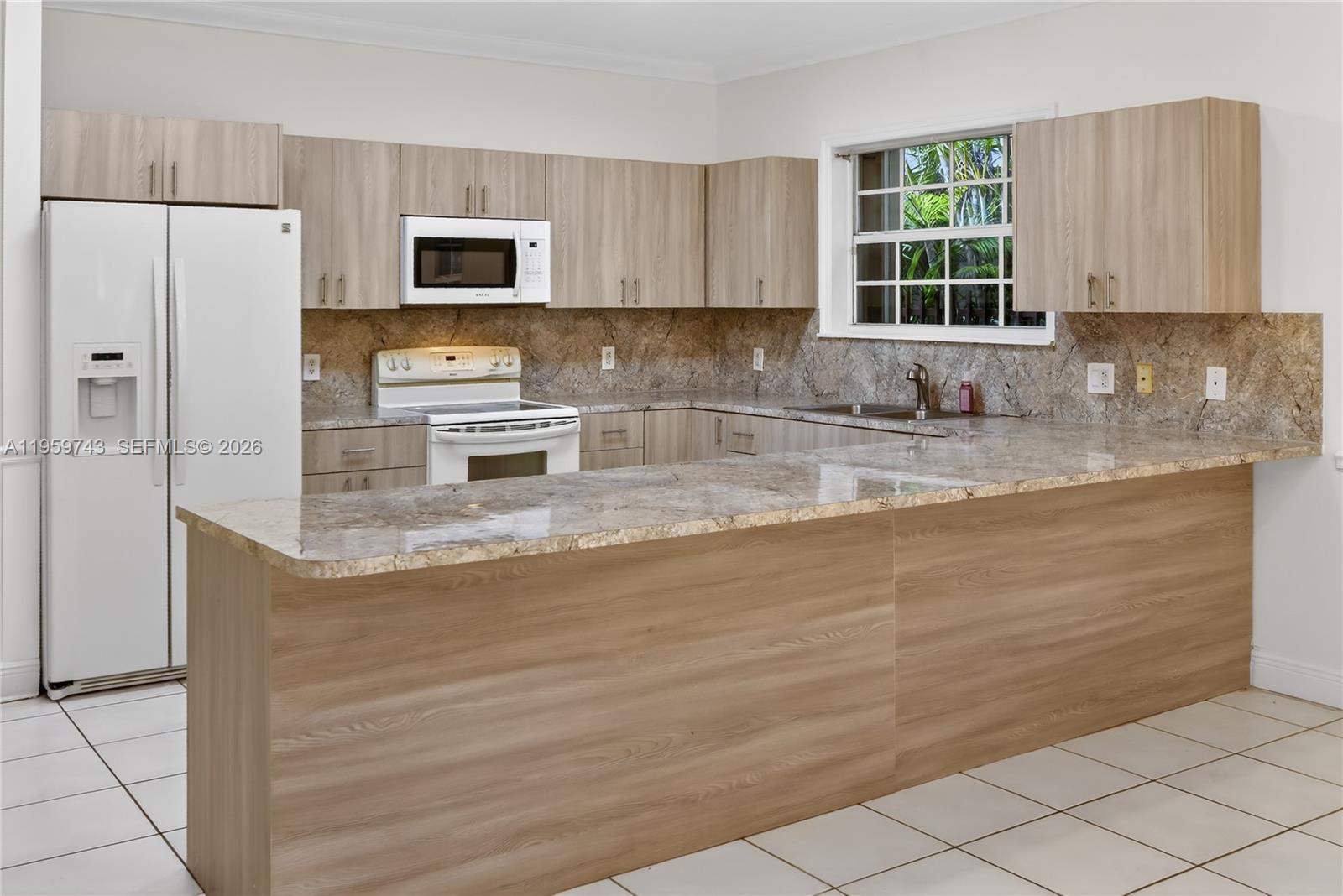 159 Southwest 25th Road Miami, FL 33129 - Photo 11 of 30