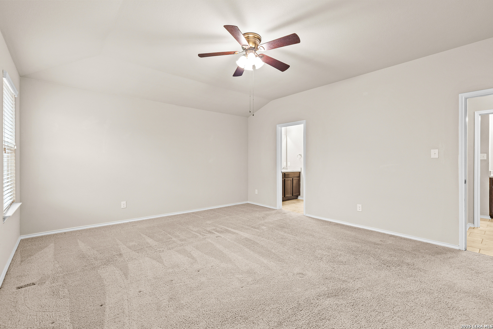 6919 Quantum Loop San Antonio, TX 78252 - Photo 16 of 43