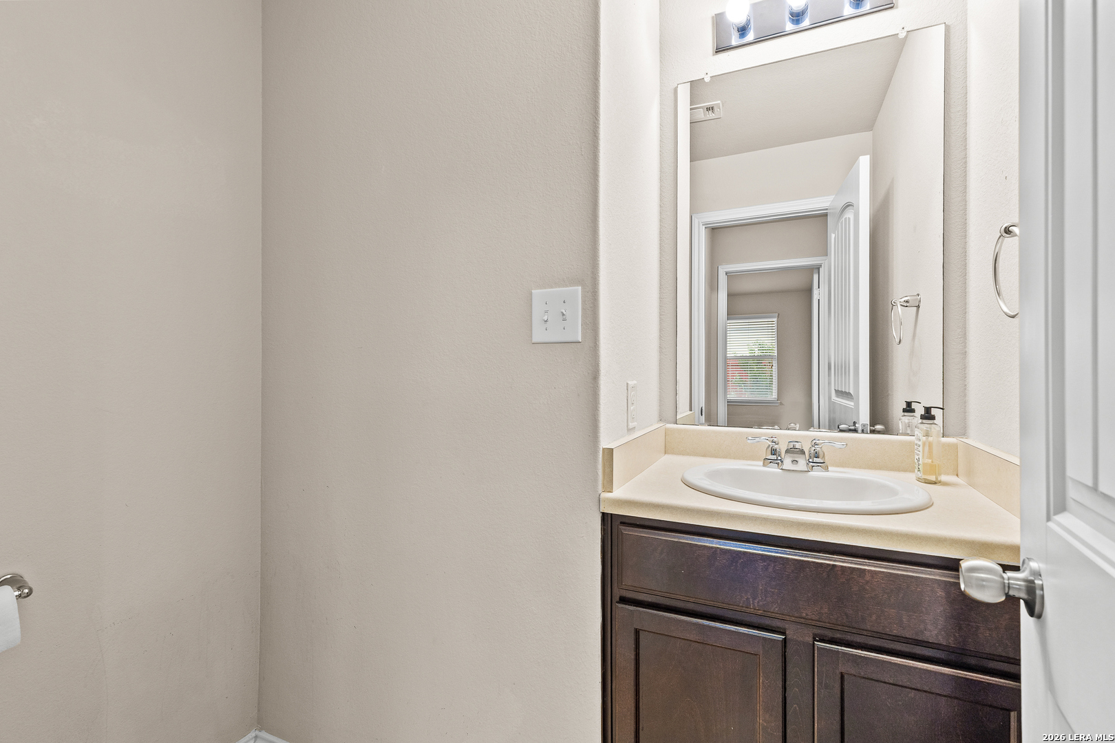 6919 Quantum Loop San Antonio, TX 78252 - Photo 22 of 43