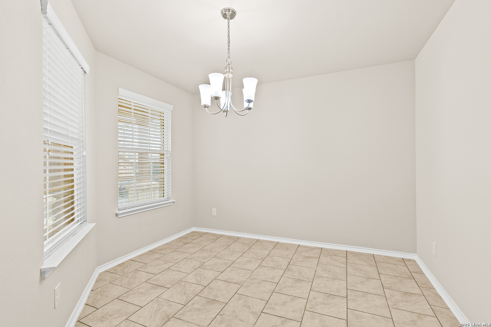 6919 Quantum Loop San Antonio, TX 78252 - Photo 7 of 43