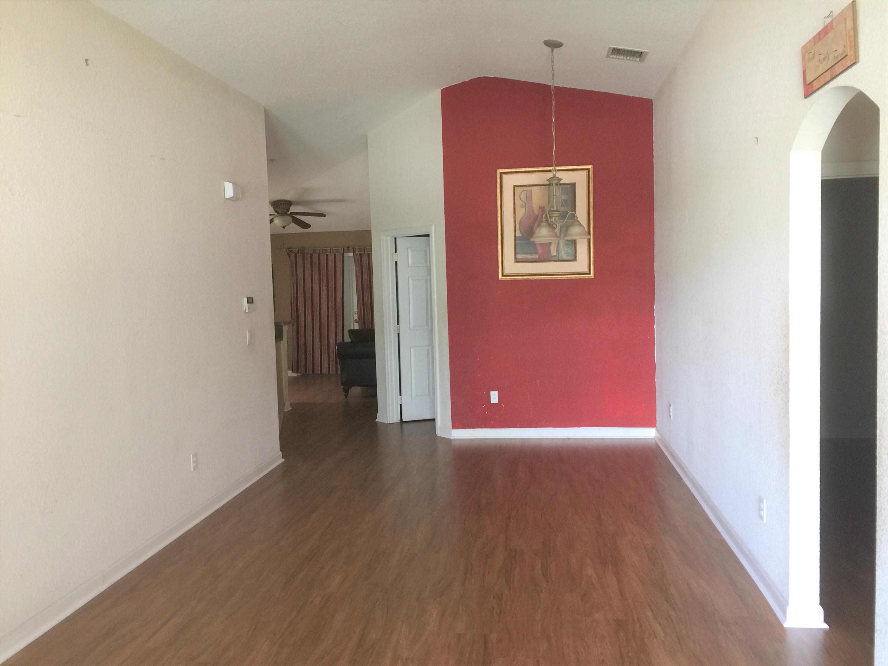 641 West 10th Street Riviera Beach, FL 33404 - Photo 3 of 24 IMG_5560