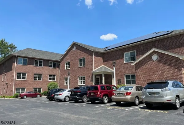 $4,150 | 116 Washington Avenue, Unit 3D, Hawthorne, NJ 07506
