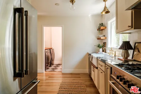 $799,000 | 7510 Harvard Boulevard, Los Angeles, CA 90047