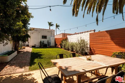 $799,000 | 7510 Harvard Boulevard, Los Angeles, CA 90047