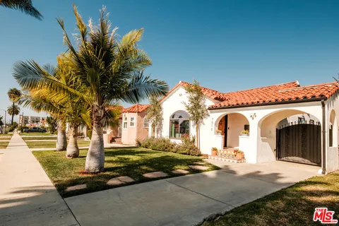 $799,000 | 7510 Harvard Boulevard, Los Angeles, CA 90047