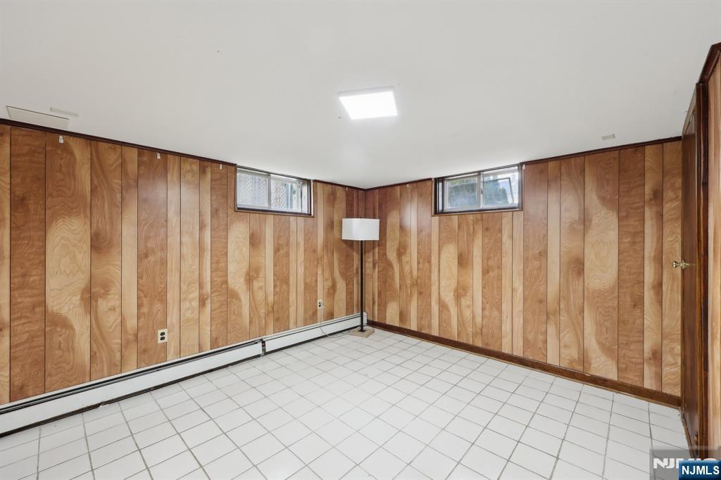 48 Marinus Street Rochelle Park, NJ 07662 - Photo 28 of 42