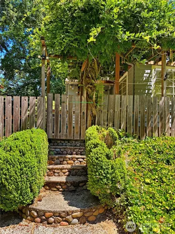 $525,000 | 701 Northeast 117th Street, Vancouver, WA 98685