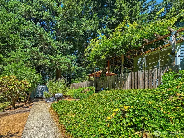 $525,000 | 701 Northeast 117th Street, Vancouver, WA 98685