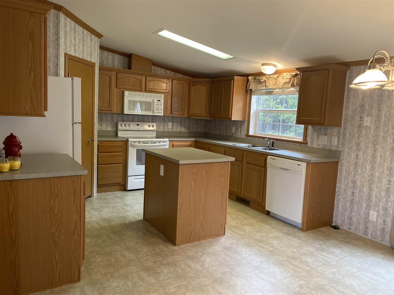 933 Chase Road Brownington, VT 05860 - Photo 6 of 15 Gallery Image 6