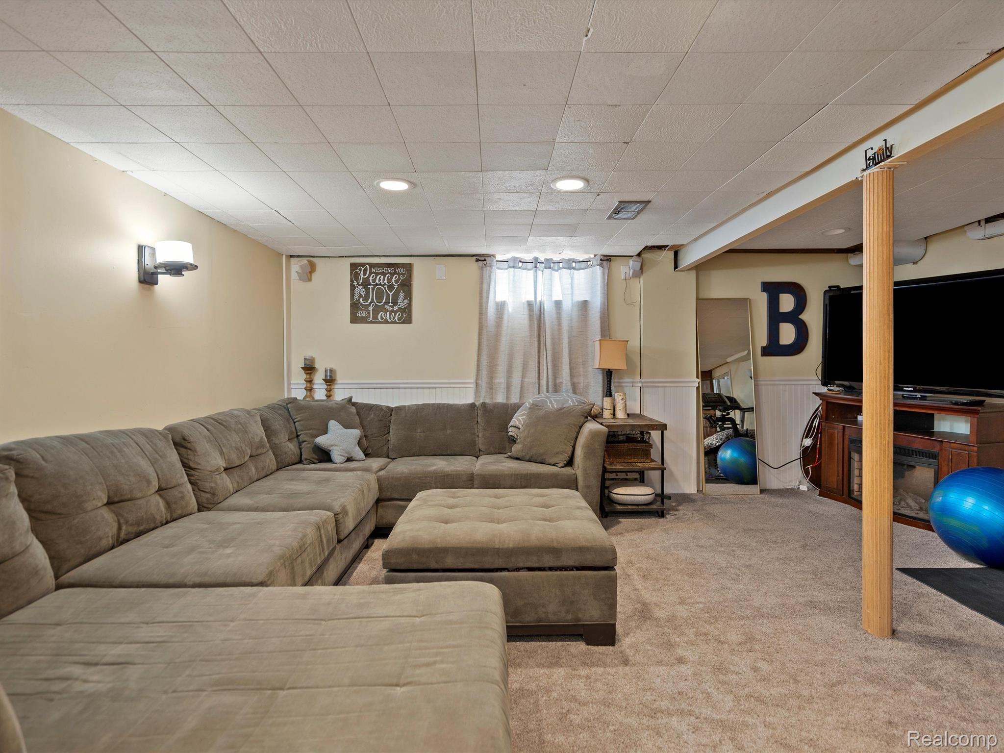 342 Old Bridge Road Grand Blanc, MI 48439 - Photo 28 of 36 Gallery Image 28