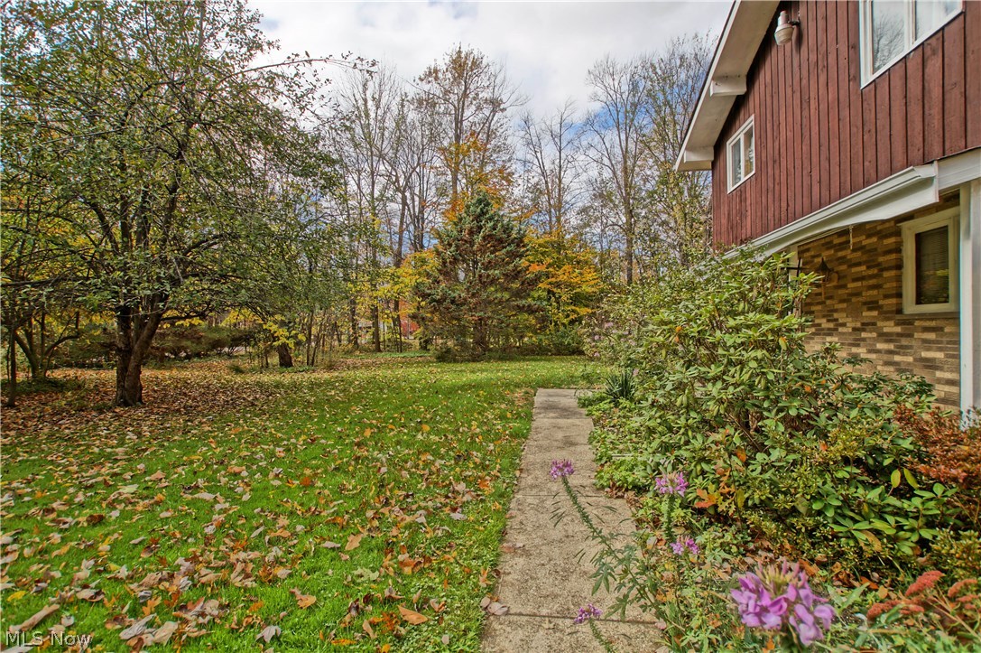 34001 Parkview Road Willoughby, OH 44094 - Photo 5 of 15