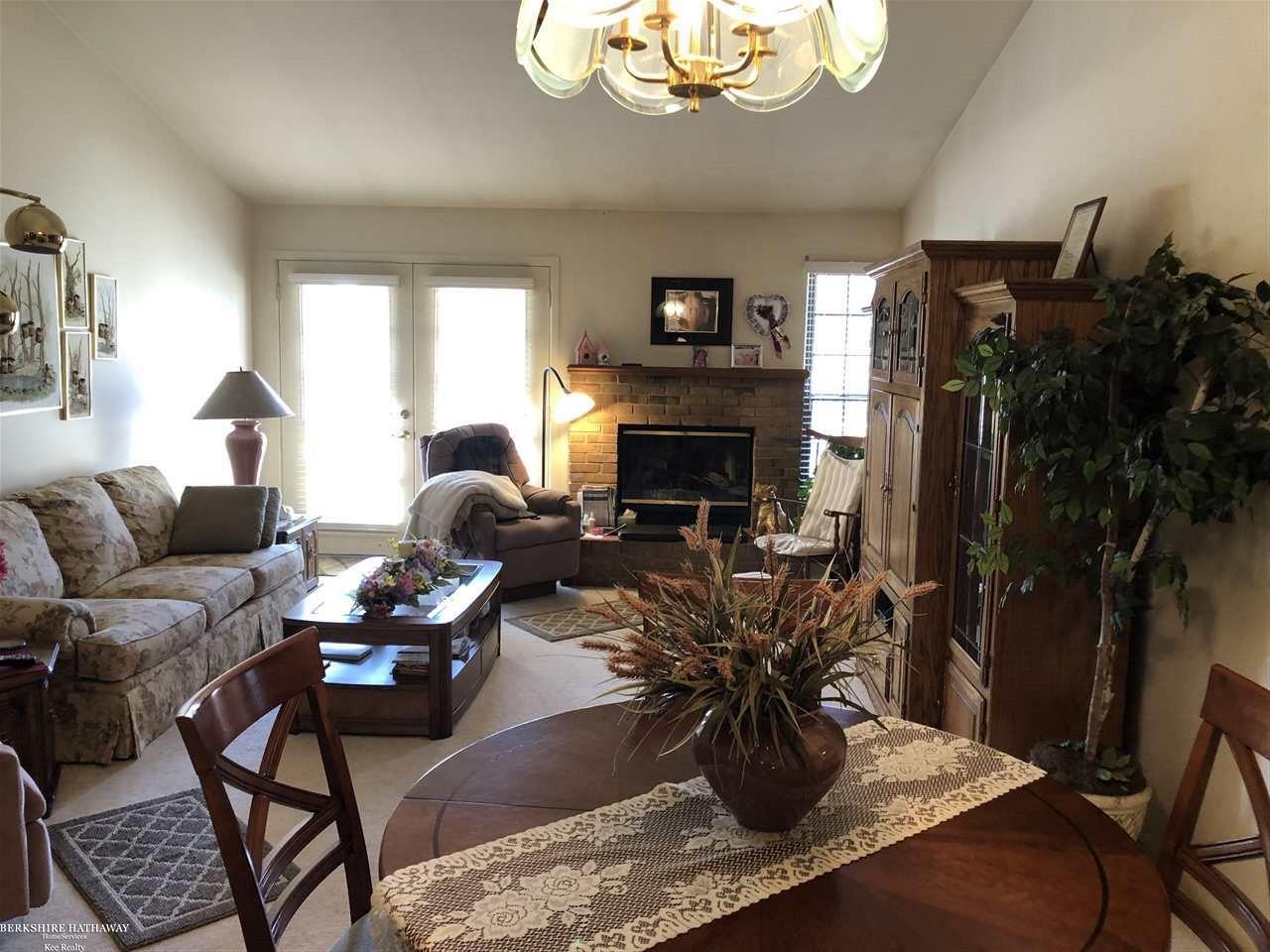 568 Tennyson Rochester Hills, MI 48307 - Photo 11 of 17