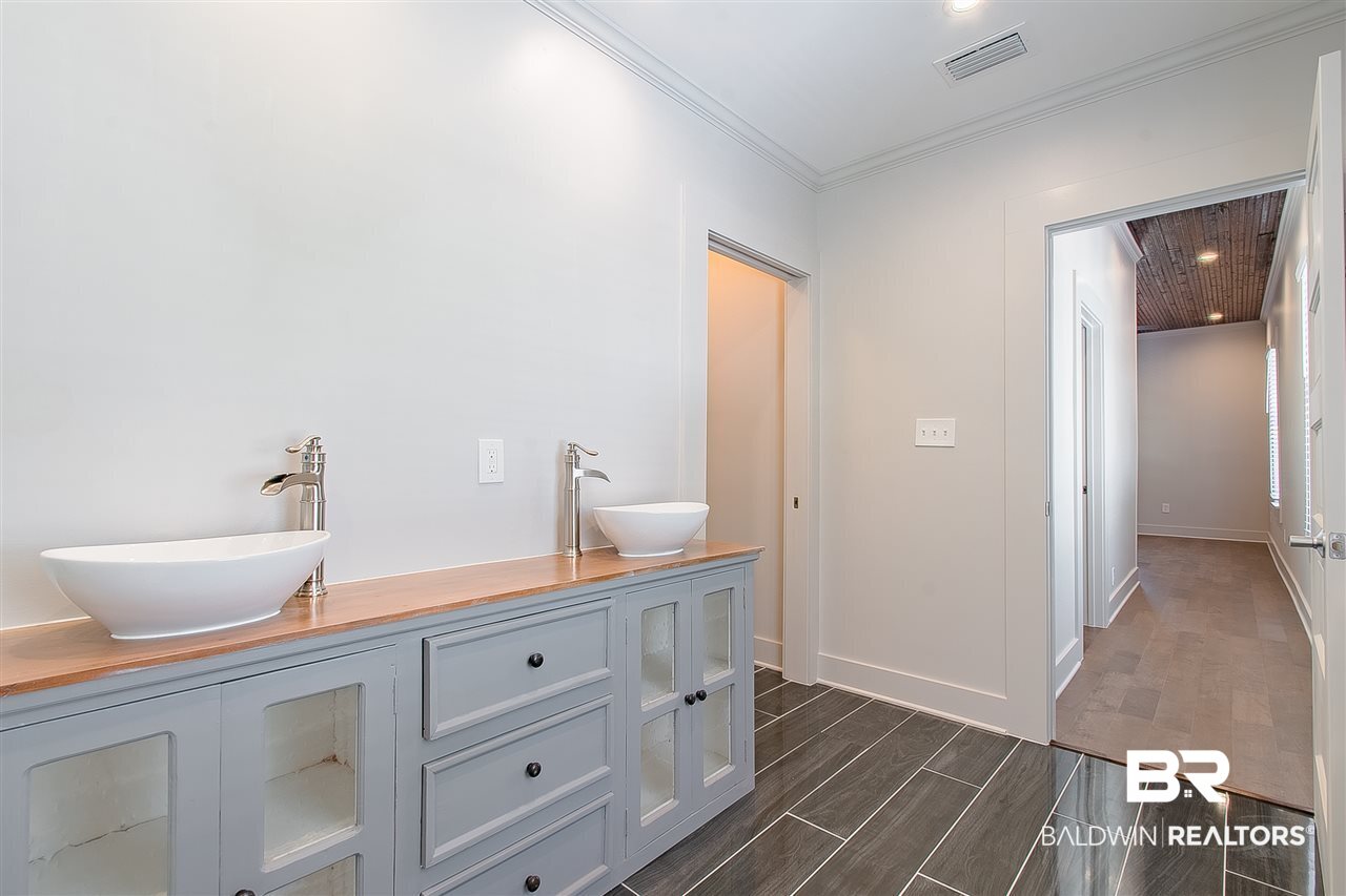 110 North Julia Street Mobile, AL 36604 - Photo 30 of 50