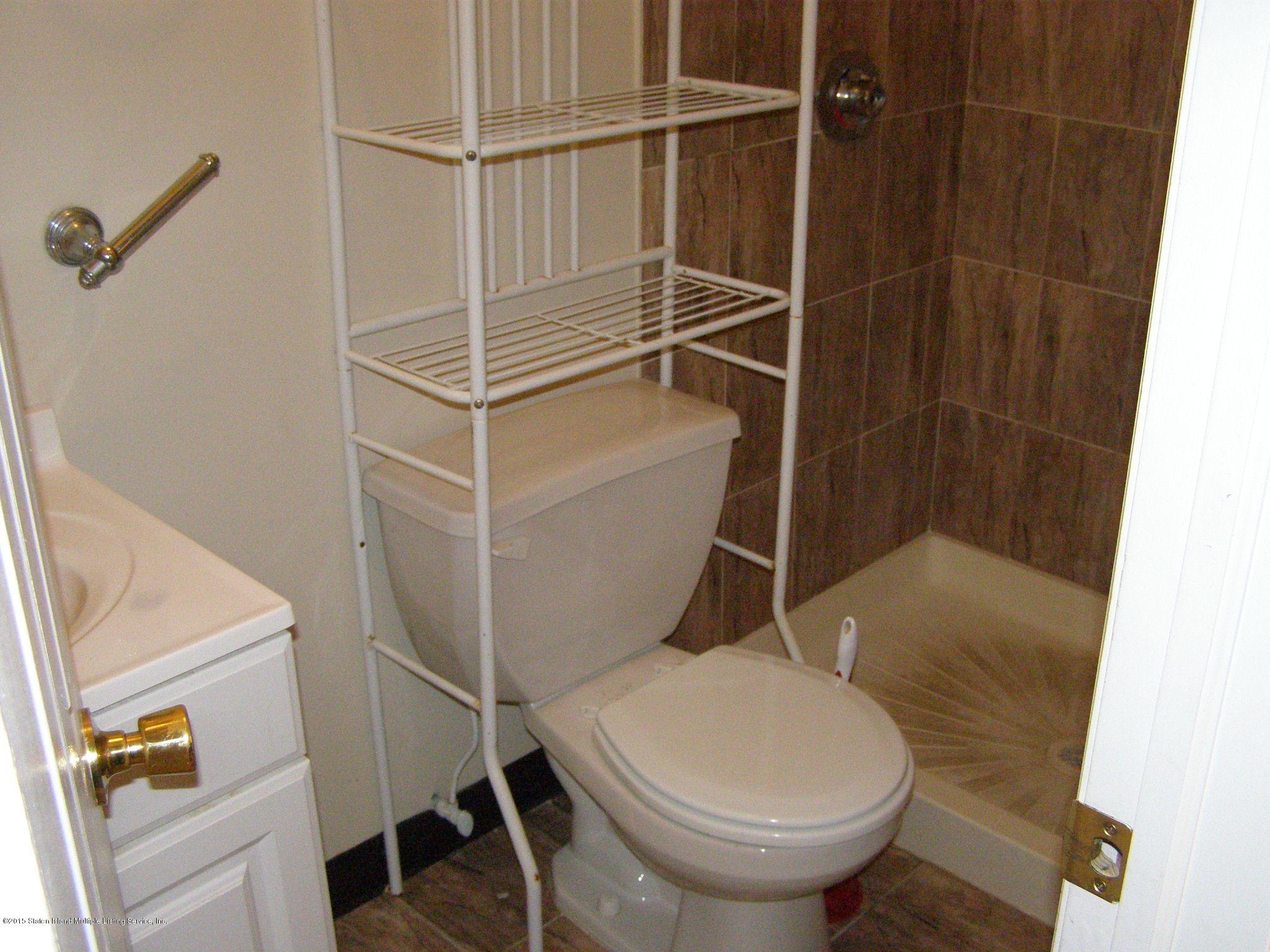 322 Harbor Road Staten Island, NY 10303 - Photo 17 of 20 P3250025.JPG