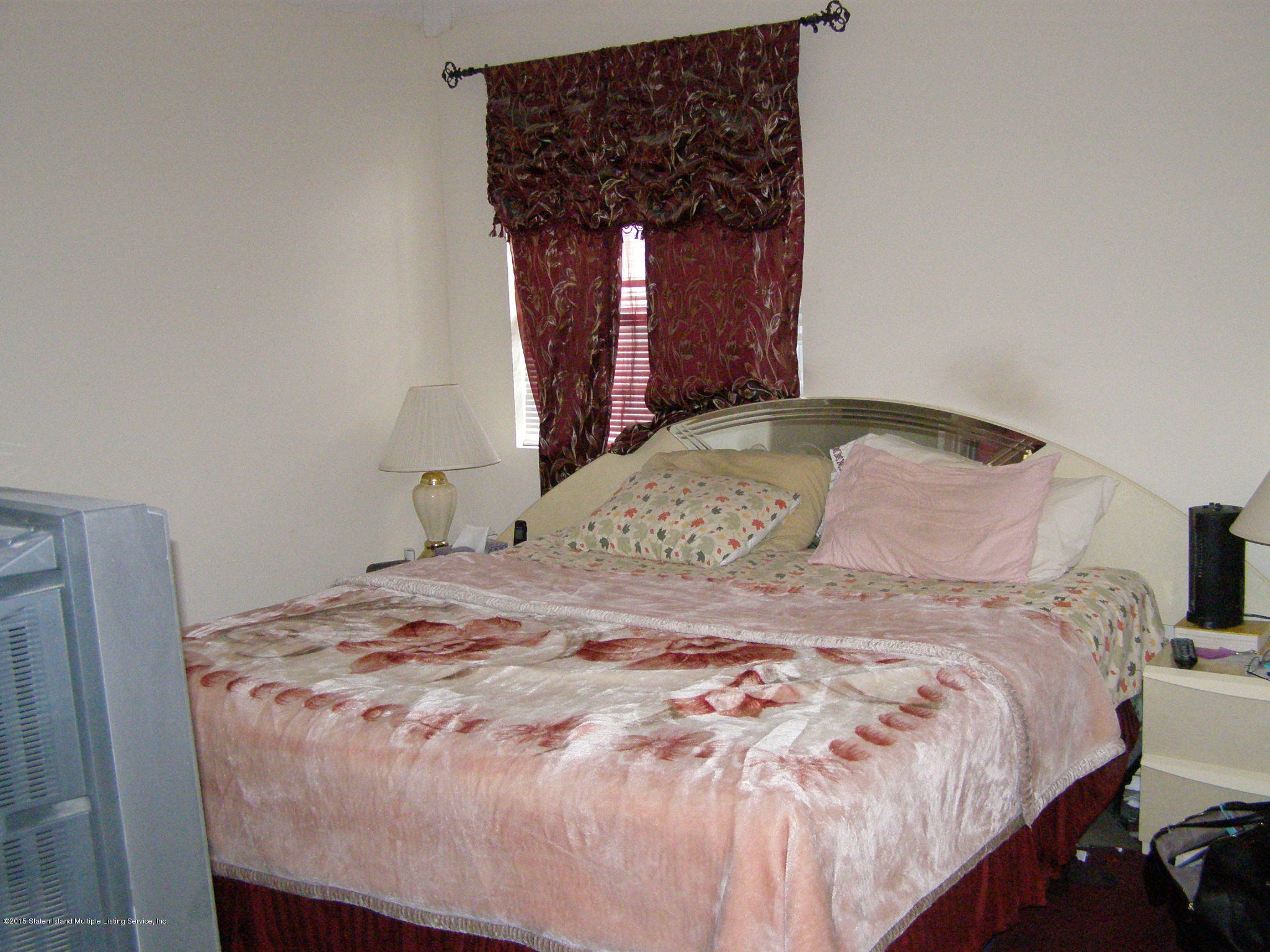 322 Harbor Road Staten Island, NY 10303 - Photo 10 of 20 P3250015.JPG