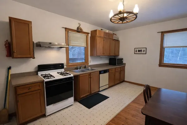 $1,100,000 | 846 Weeks Hill Road, Stowe, VT 05672