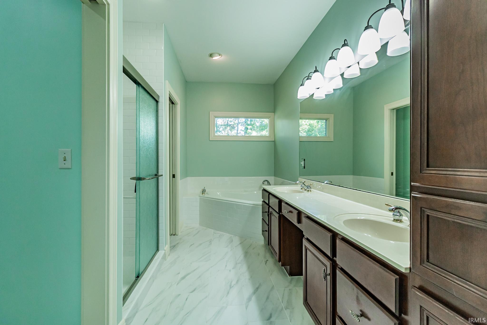 1100 Pine Gate Road Evansville, IN 47725 - Photo 13 of 28 Gallery Image 13