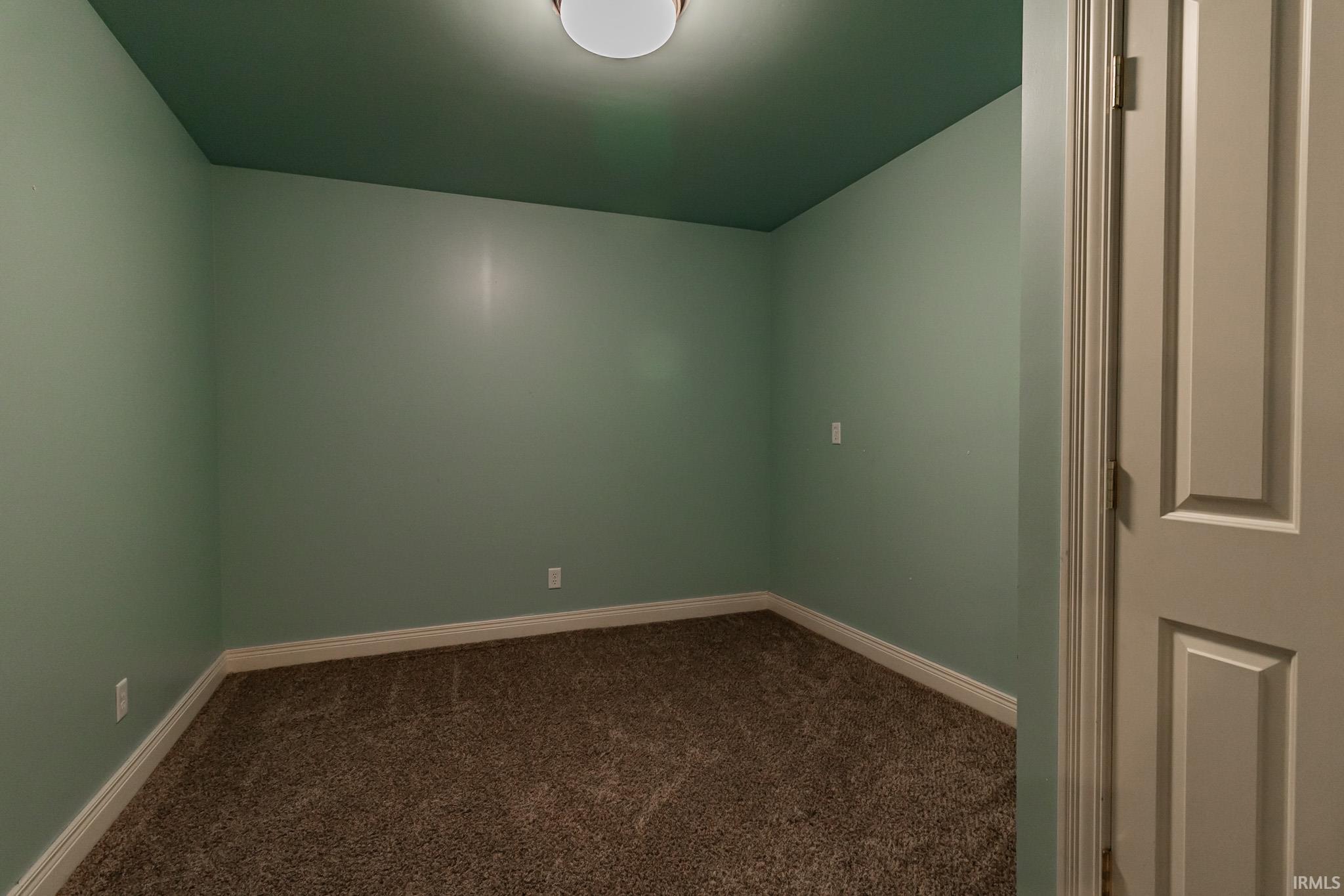 1100 Pine Gate Road Evansville, IN 47725 - Photo 25 of 28 Gallery Image 25