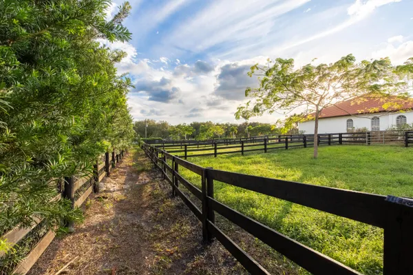 $1,200 | 14367 Belmont Trace, Wellington, FL 33414