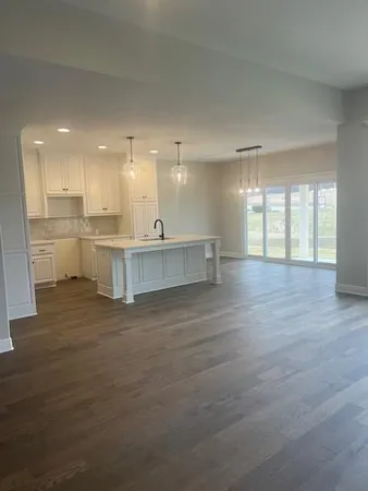 $460,000 | 20913 East 37th Terrace Court South, Independence, MO 64057