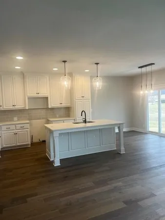 $460,000 | 20913 East 37th Terrace Court South, Independence, MO 64057