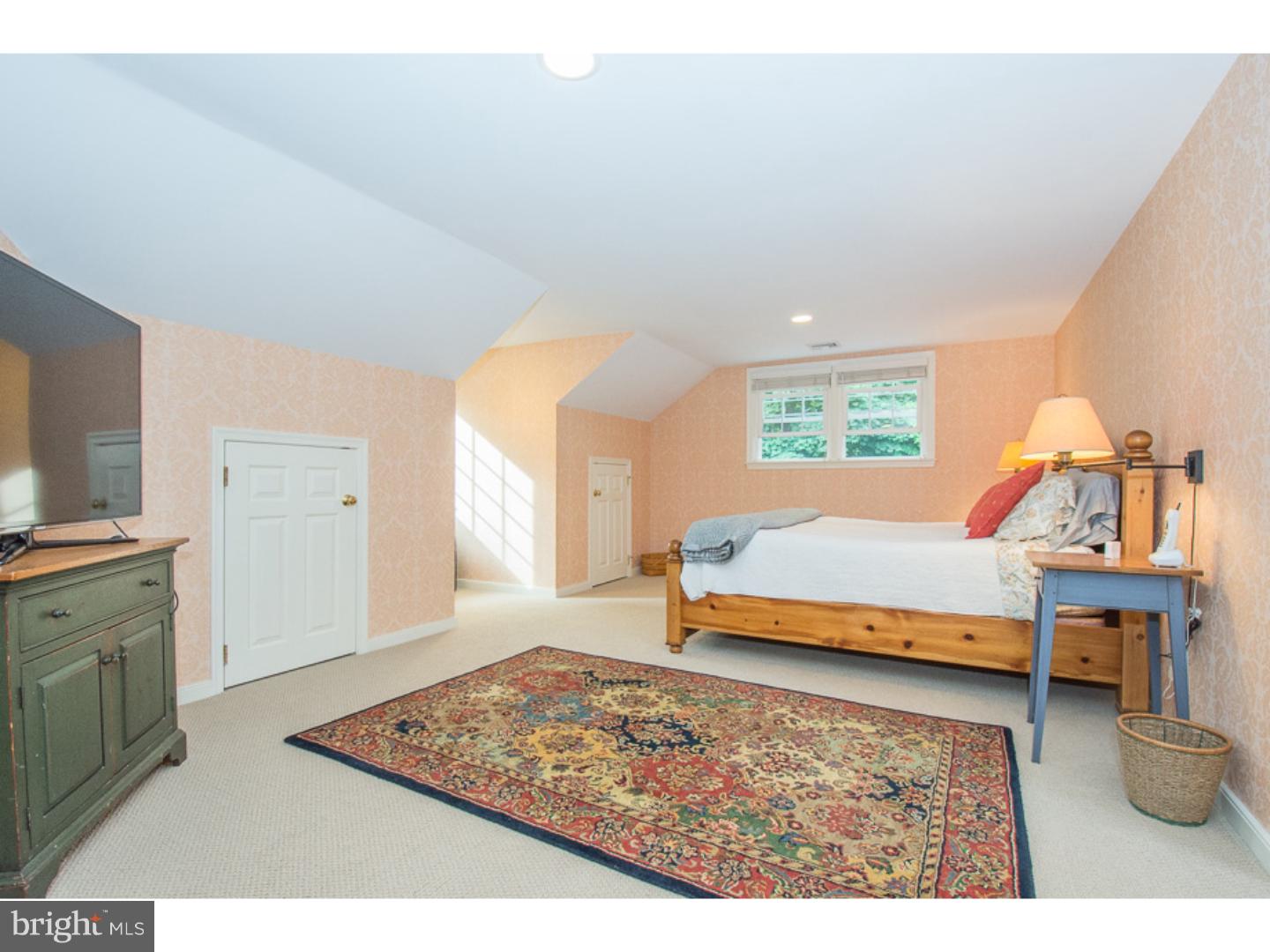 912 Weadley Road Wayne, PA 19087 - Photo 14 of 25 Master Bedroom